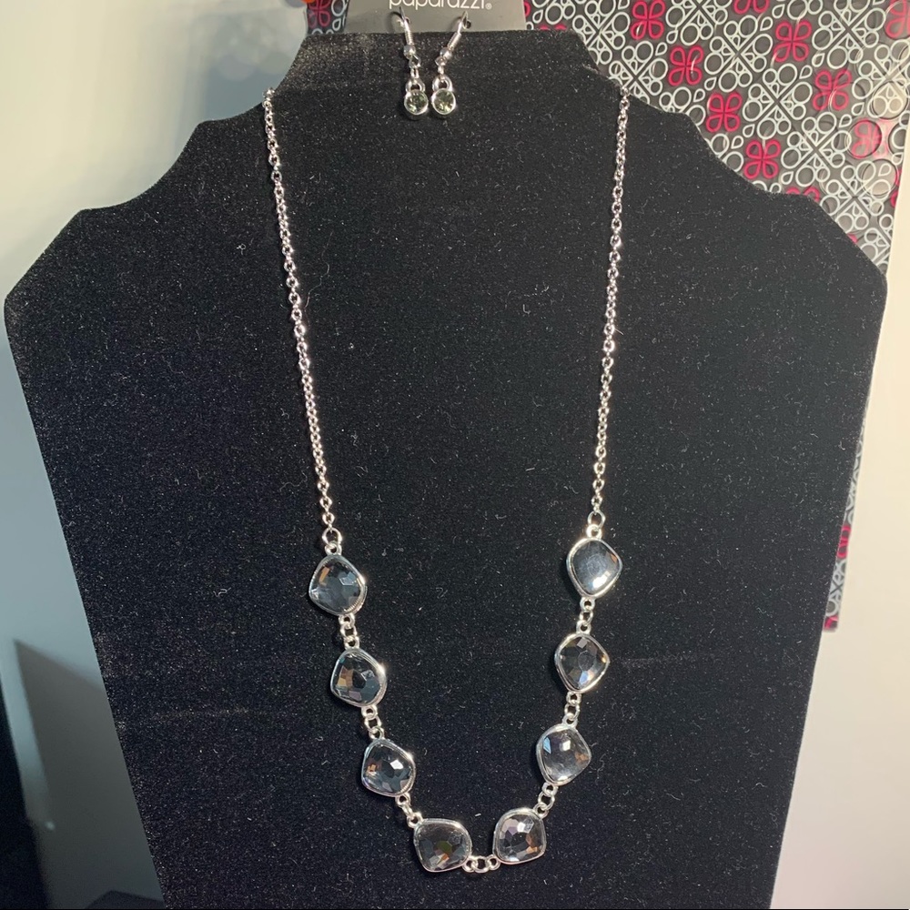 Paparazzi necklace